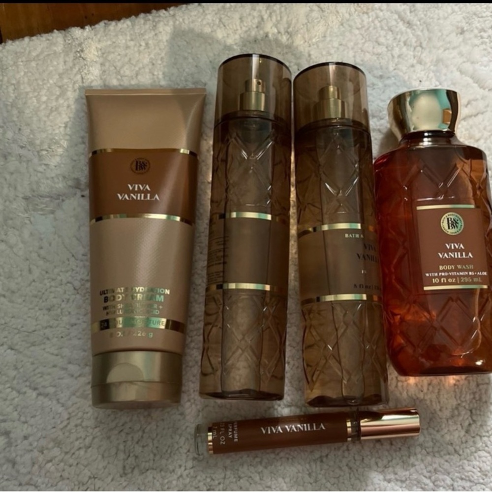 Bath & Body Works Viva Vanilla Body Wash & Fragrance Set - Brown, Gold